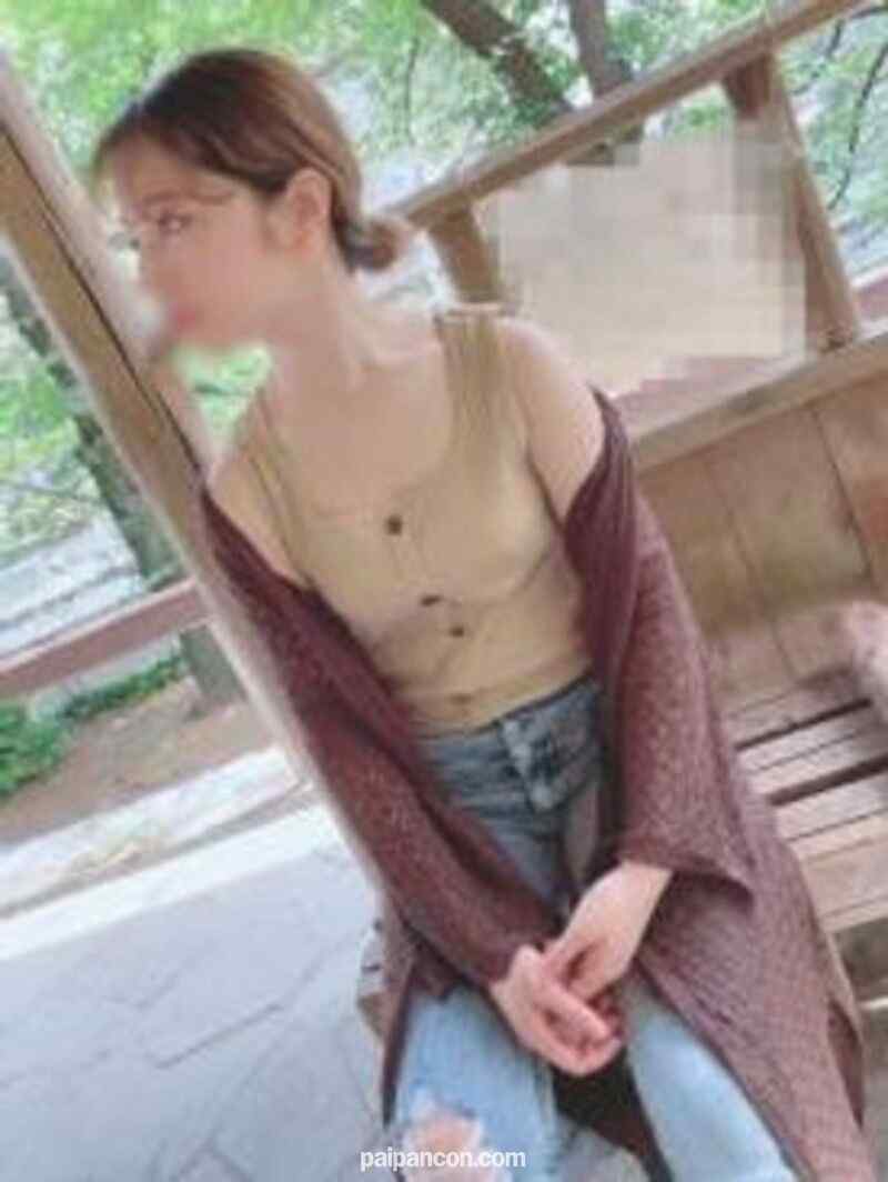 FC2-PPV-1422415 - 【無修正】超美形ハーフモデルの女の子と野外お散歩から中出し・乳首舐め手コキで連続射精(44分)