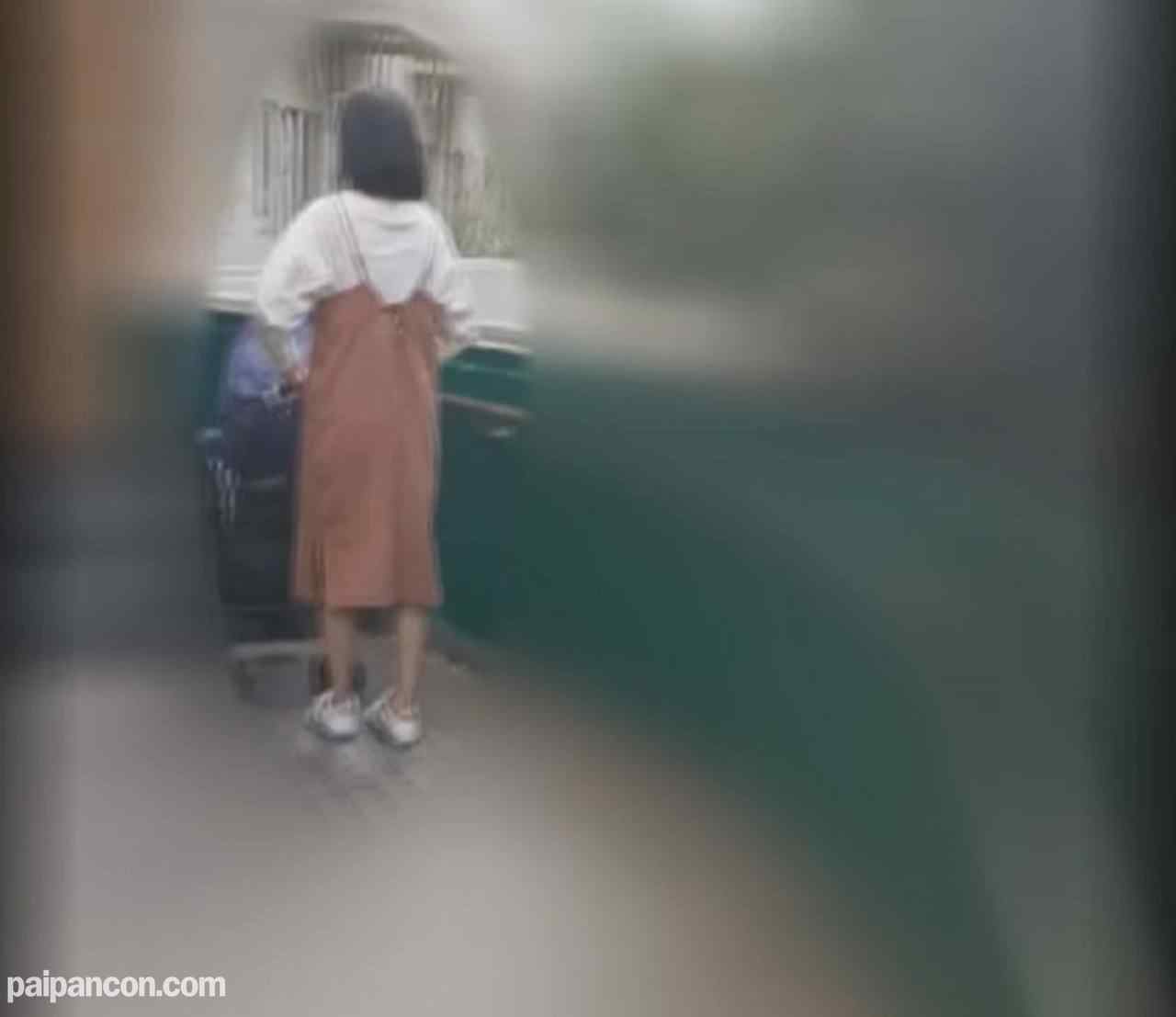 FC2-PPV-2687019 - 先ほど訪問【個人】お子さんが寝る横で声を殺し悶え、他人棒に孕ませられる若シンママに無許可で中出し