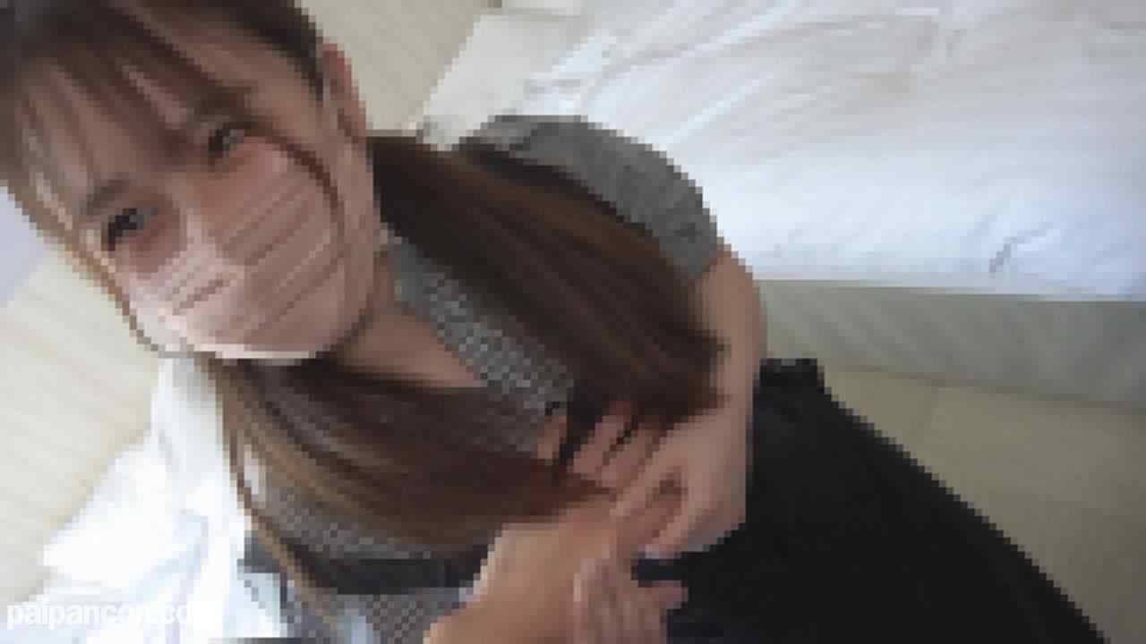 FC2-PPV-3037401 - 「#45」近所のカフェ店員。純粋な振る舞いから最後は快楽に溺れる！興奮止まらず連続中出し♡両想い♡