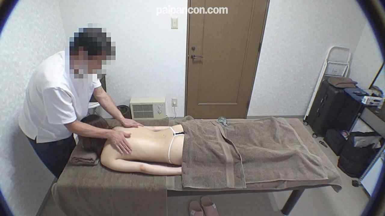 FC2-PPV-3164230 - 【無/ムフフ特典有】清楚系ちっぱい娘にオマンコ重点マッサージを施すと。。。敏感乳首が勃起して潜在的なドスケベがクリトリス同様むき出しに！！ ※2大レビュー特典有