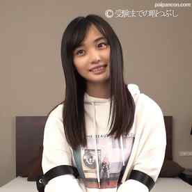 FC2-PPV-3844469 - 18歳の誕生日に撮影　自前の制服に着替えてもらい生で挿入、未処理の陰毛を恥ずかしがる表情を横目に大量射精。