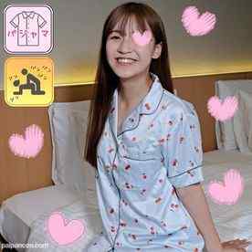 FC2-PPV-4143598 - 【パジャマ★モナシ】パジャマdeおじゃま♥推し活が止まらない♥性格が明るい、笑顔がめっちゃカワイイ愛ちゃん19歳♥自然陰毛にガチな素人ちゃんの反応がたまらない♥
