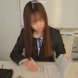 FC2-PPV-4230960 - 剛毛まんこの、不良の友達に誘われ彼氏のために初でハメ撮りされる