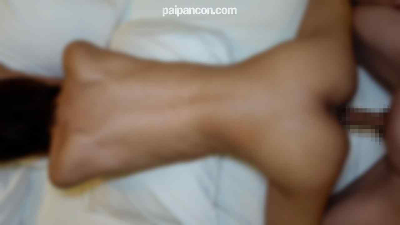 FC2-PPV-4501095 - ※閲.覧注意【初・顔出し】漫画家を目指す褐色肌の18歳ﾎﾞーｲｯｼｭ.処. 女。万ﾊﾞｽﾞ連投する若き天才も性は未経験…。割れた腹筋を奮わせ怯えながらも卒業し種付け thumbnail_8.jpg