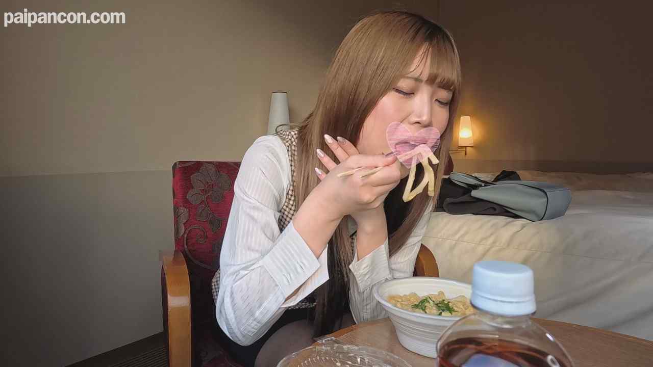 FC2-PPV-4701342 - ※6/23まで新作特割50%【無】みんな大好き美玖ちゃんファイナル？★OL×うどん×３P×無限中出し★昼の休憩時間が極上のエロタイム！！ thumbnail_2.jpg