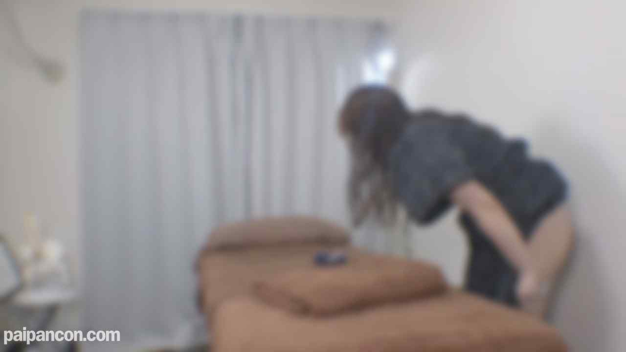 FC2-PPV-4758255 - 【無/ハメ】色白30代、初めてお付き合いされた男性と3年前に結婚されたばかりの美肌で肉感的な奥様が来店してくれました。 thumbnail_1.jpg