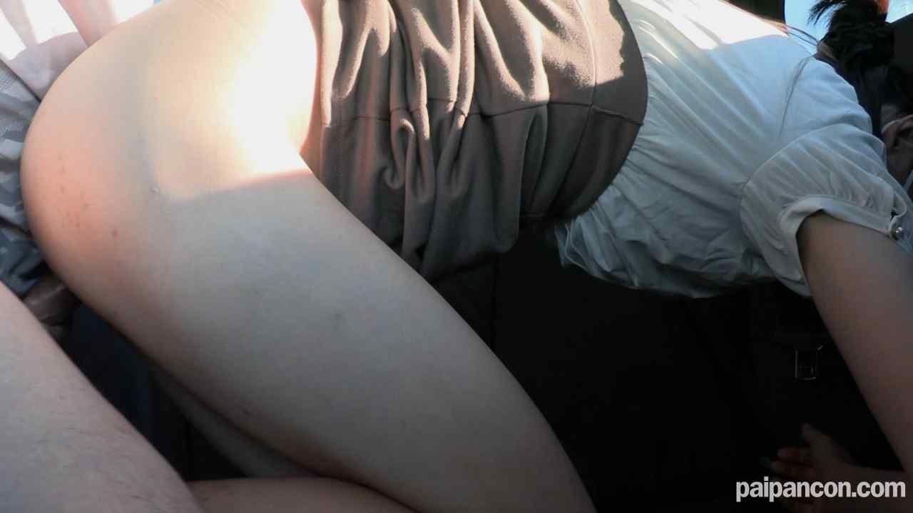 FC2-PPV-4768675 - 【個撮・車内セックス】<凄テク手コキのセフレちゃん〉昼間のドライブ中にチンポしごかれフル勃起!隣の車から見られて大興奮!!辛抱たまらずオマンコ挿入ピストン! thumbnail_5.jpg