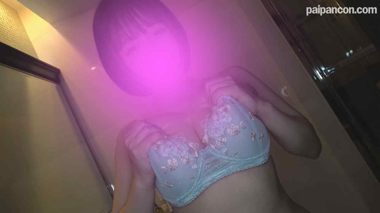 FC2-PPV-4819246 - 破壊力がハンパないメガトン級おっぱいのめいちゃん！巨乳ってだけじゃなく、顔も性格もスタイルもいい。そして何よりエロい。定期確定ですｗｗｗ thumbnail_1.jpg