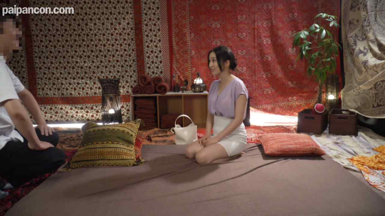 FC2-PPV-4819637 - タイ古式マッサージで卑猥なマ◯コ丸見え\!敏感・痙攣・絶頂・剛毛・中出し・困惑・人妻・潮吹きのオンパレード！マッサージで性欲丸ごとすっきり！ thumbnail_6.jpg