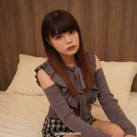 FC2-PPV-4845099 - 【友達と3P解禁】敏感Fカップスレンダー美女が再登場！経験人数〇〇人越えのヤリマン体質炸裂で2本デカチン交互責め♡中出しからお掃除フェラで完遂！ cover.jpg