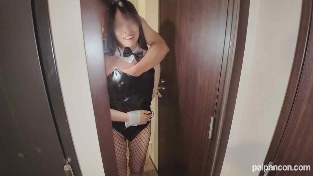 FC2-PPV-4892637 - 【無修正ｘ個人撮影】彼氏ブチギレ案件！自前のバニーガールコスプレを他の男の前で披露♪バニーガールのままお風呂で突いてたら奇声をあげてイキまくるホステスさんｗ thumbnail_1.jpg